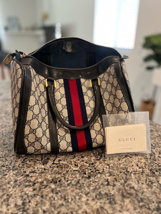 Gucci Handbags - Vintage Gucci Boston/Gucci Web Boston / Sherry Line Boston in Navy